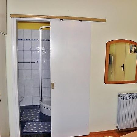 Alemka Apartment Banjol Ngoại thất bức ảnh