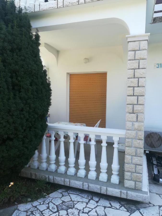 Alemka Apartment Banjol Ngoại thất bức ảnh